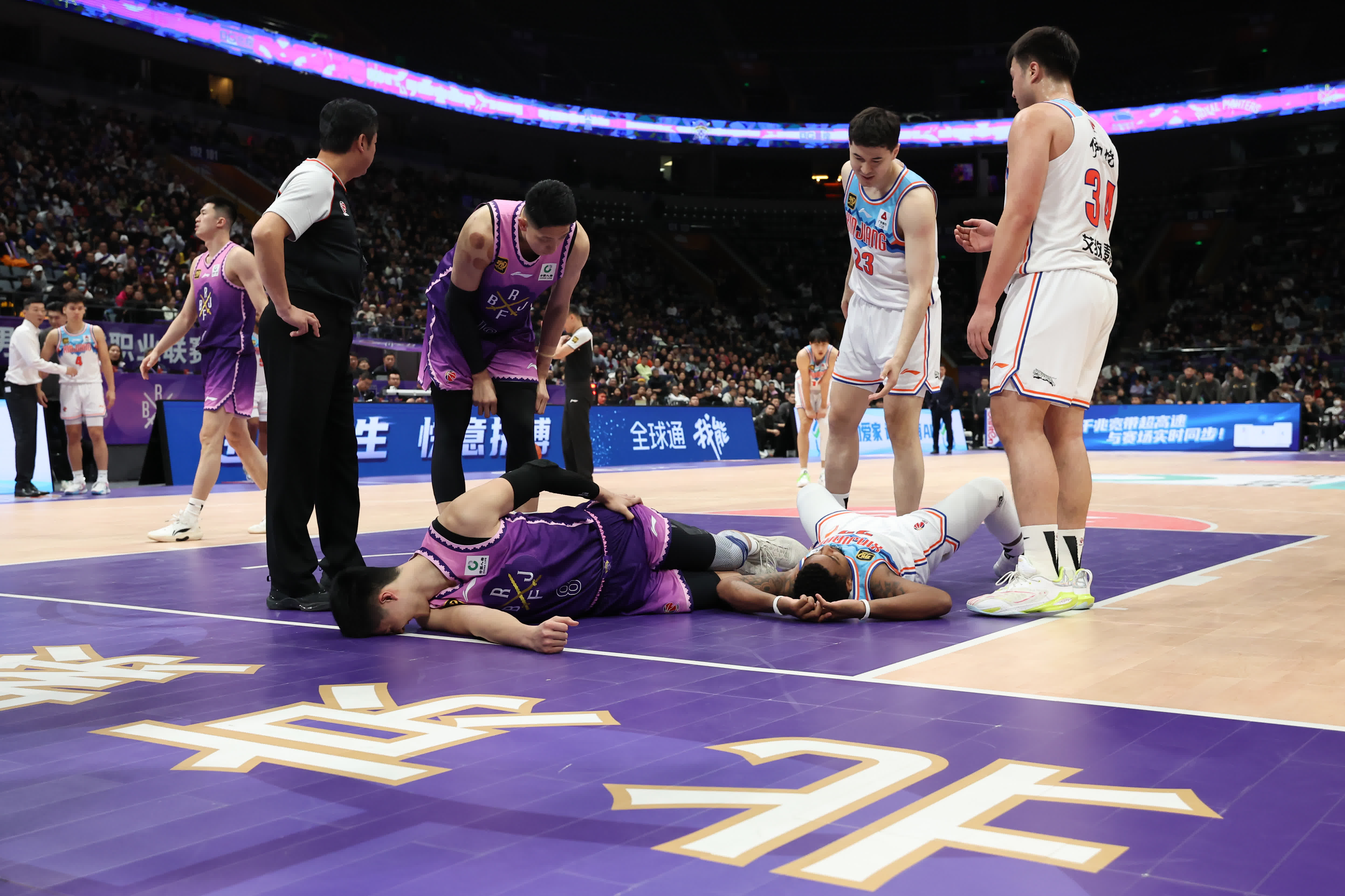 今晨NBA常规赛传出新动向，武汉三镇强势反弹，管理层表态：话题不断，控场能力受关注的简单介绍米兰体育app